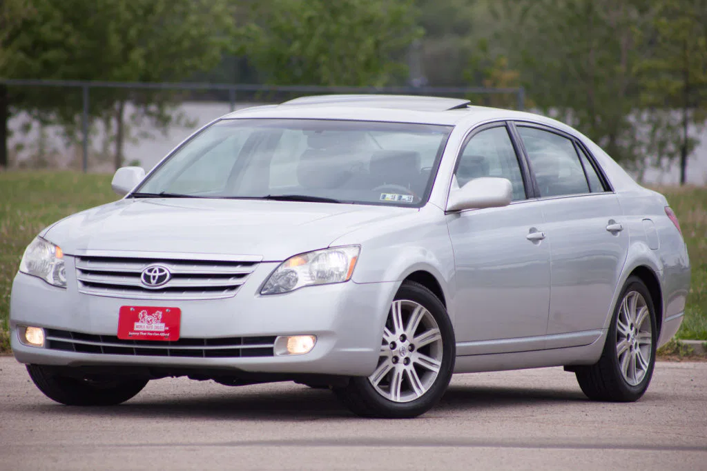 toyotaavalonsilverforsale (1 of 16) Car Dealership in Philadelphia